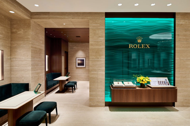 discover our luxury rolex showroom - Mallory Jewellers