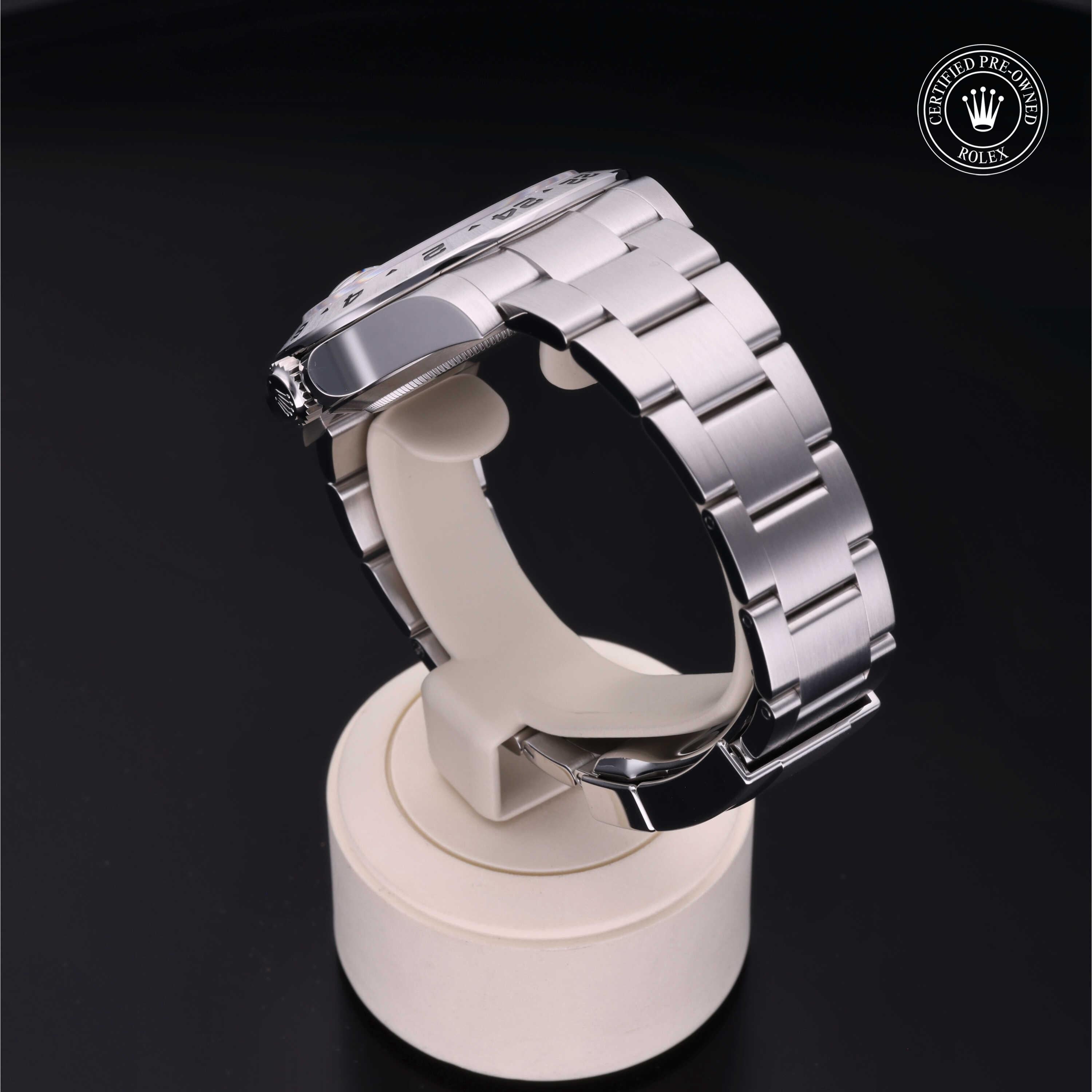 Rolex Explorer II - 360° view