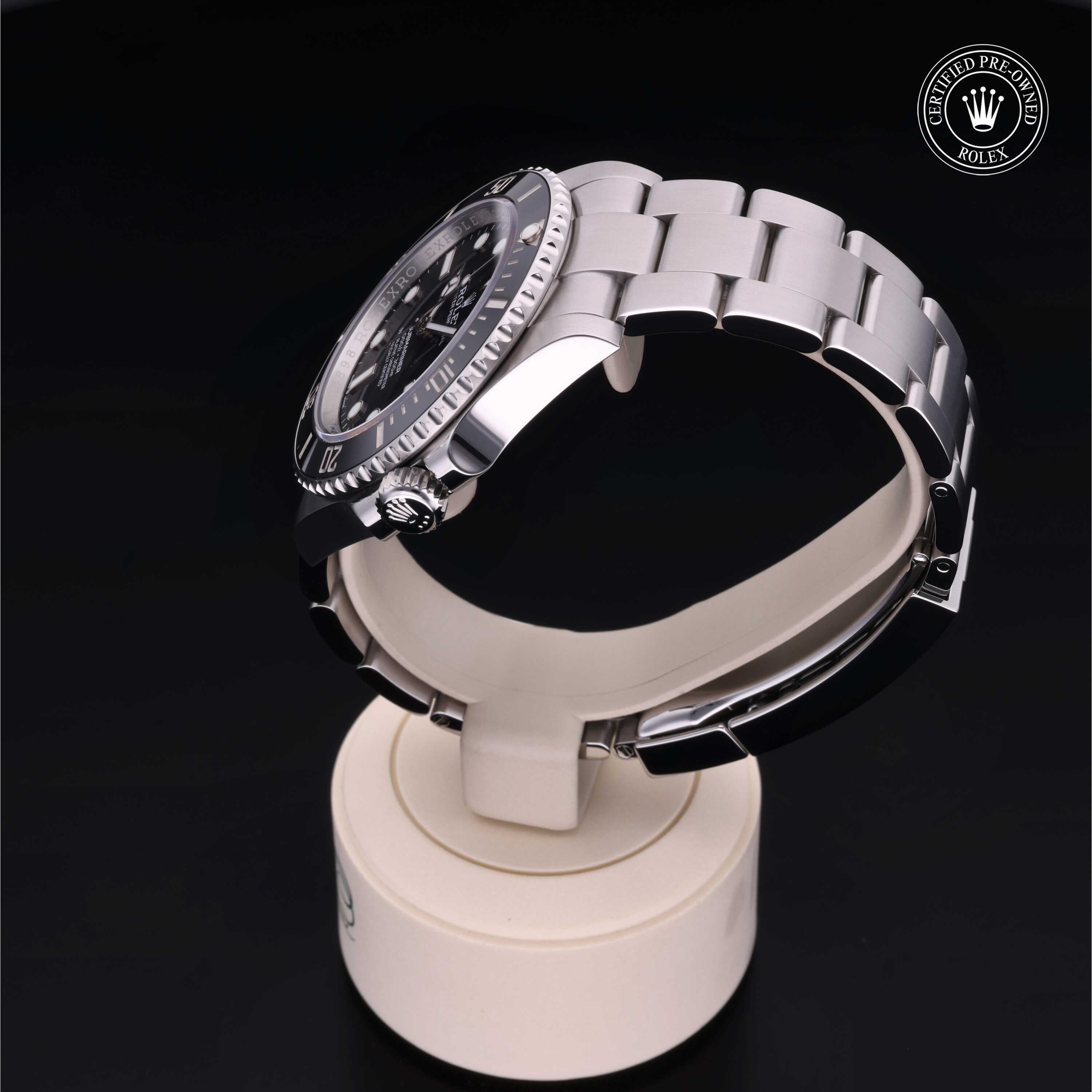 Rolex Submariner - 360° view