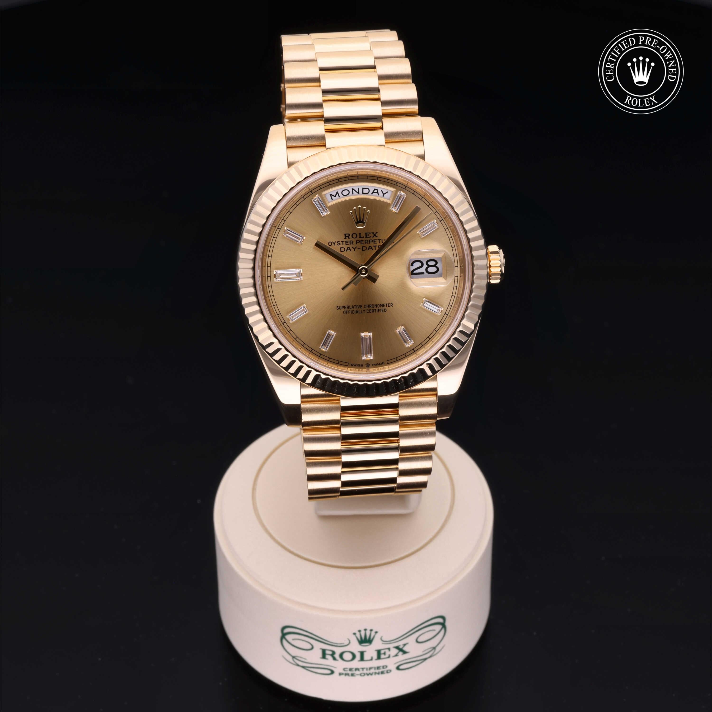 Rolex Day-Date - 360° view