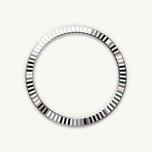 Fluted bezel