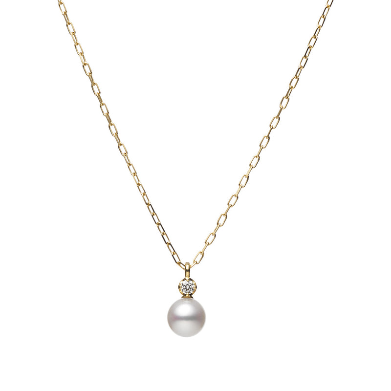Classic 18ct Yellow Gold Akoya Cultured Pearl and Diamond Pendant and Chain