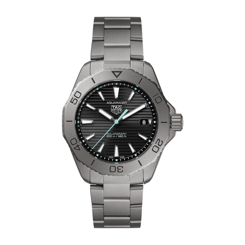 TAG Heuer Aquaracer Professional 200 Solargraph Titanium