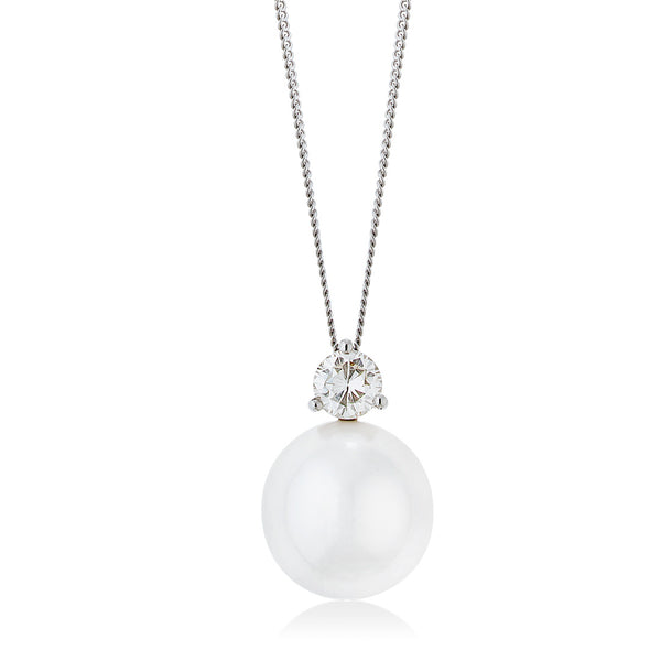 18ct White Gold South Sea Cultured Pearl and Diamond Pendant and Chain