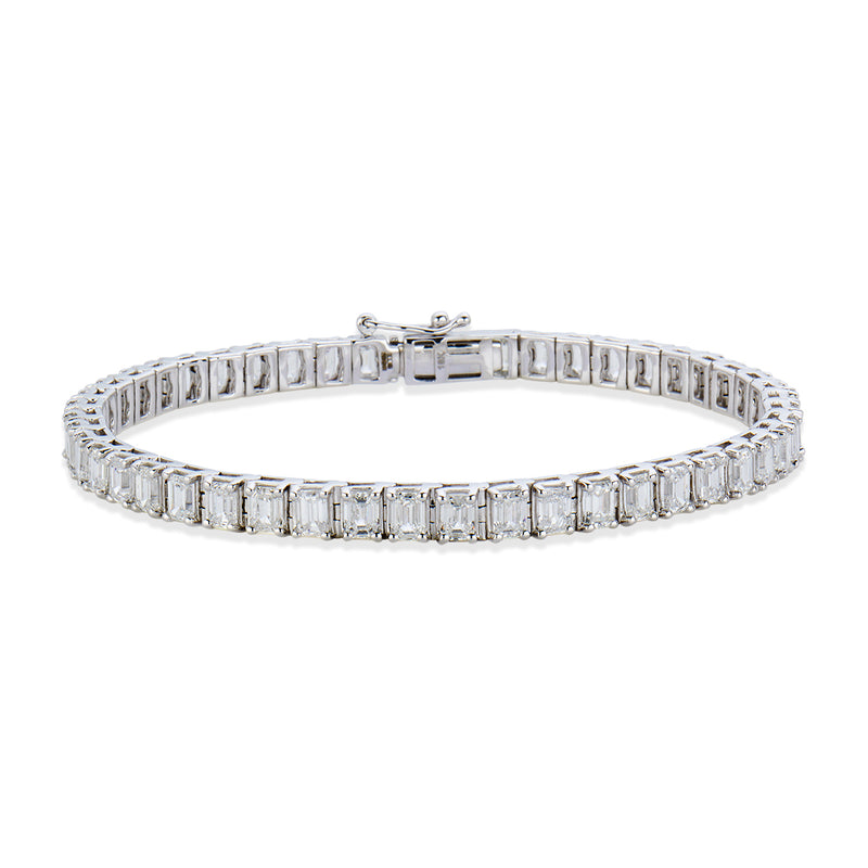18ct White Gold Four Claw Set Emerald Cut Diamond Line Bracelet