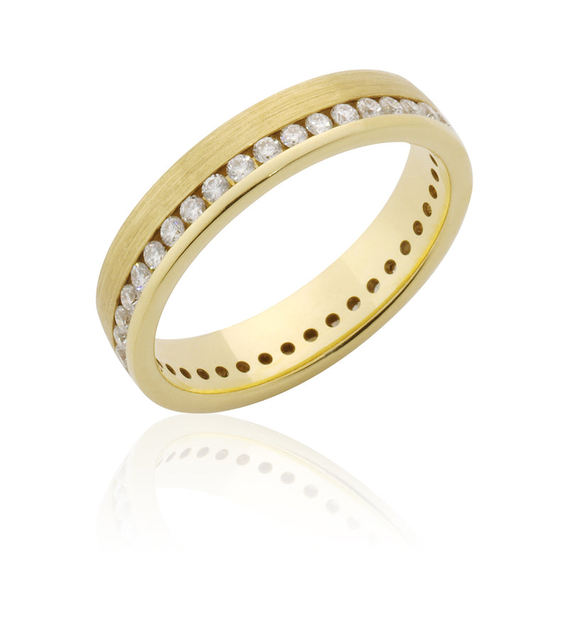 18ct Yellow Gold Polished and Satin Finish Diamond Channel Set Wedding Ring