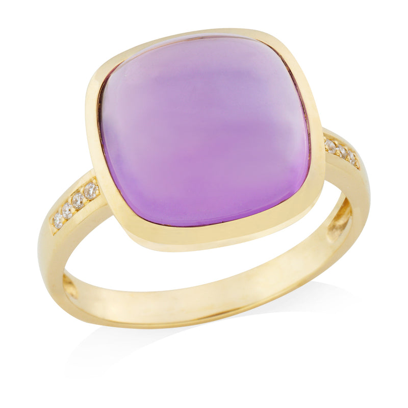 18ct Yellow Gold Cabochon Cut Amethyst Ring with Diamond Set Shoulders