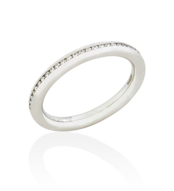 Platinum Polished Round Brilliant Cut Diamond Channel Set Wedding Ring